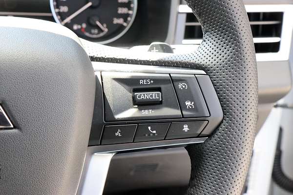 2024 Mitsubishi Outlander Black Edition ZM