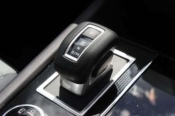 2024 Mitsubishi Outlander Black Edition ZM