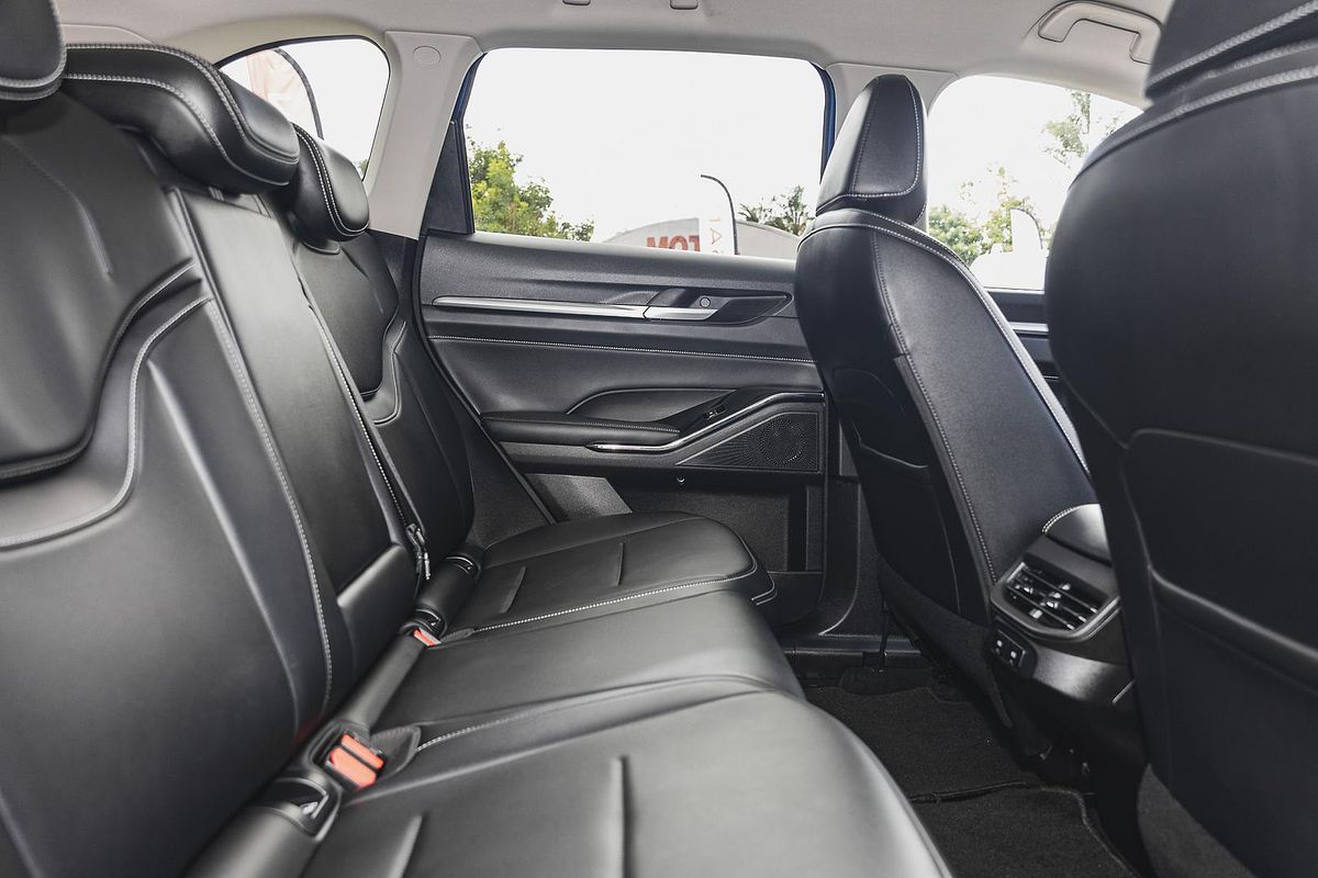 2023 GWM Haval H6 Lux B01