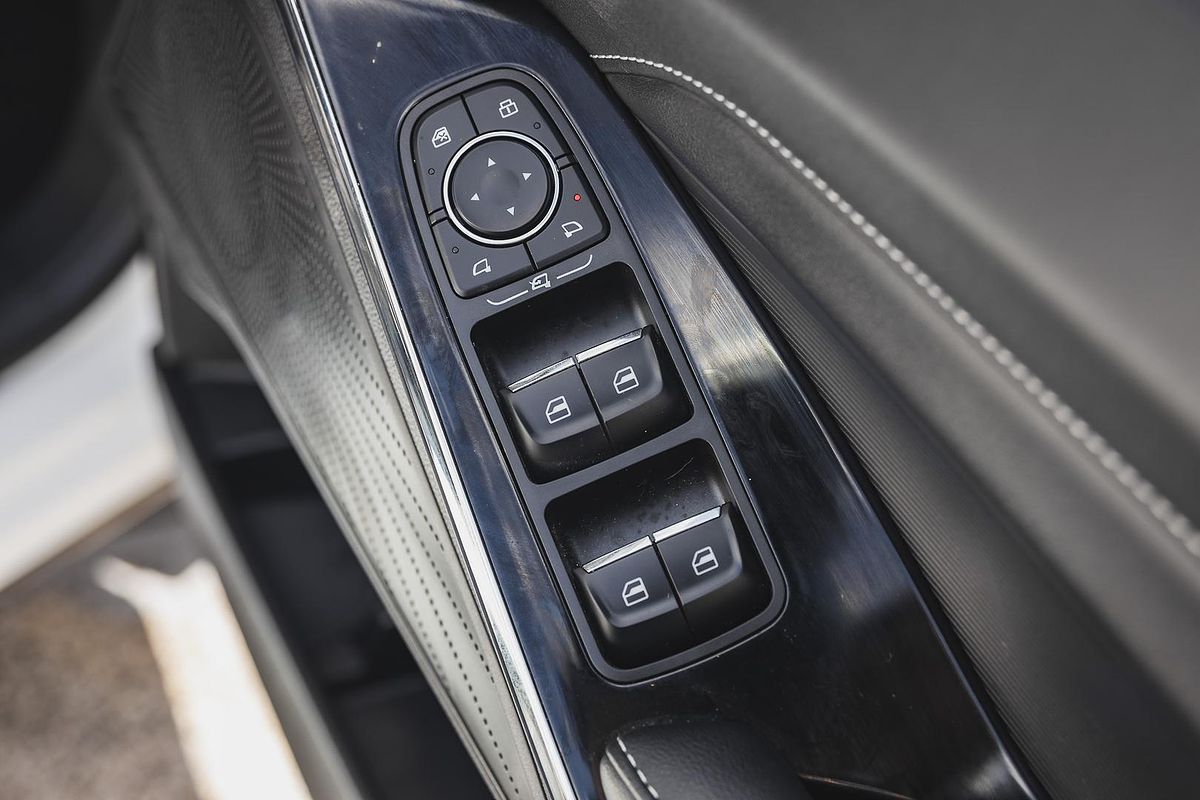 2024 GWM Haval H6 Lux B01