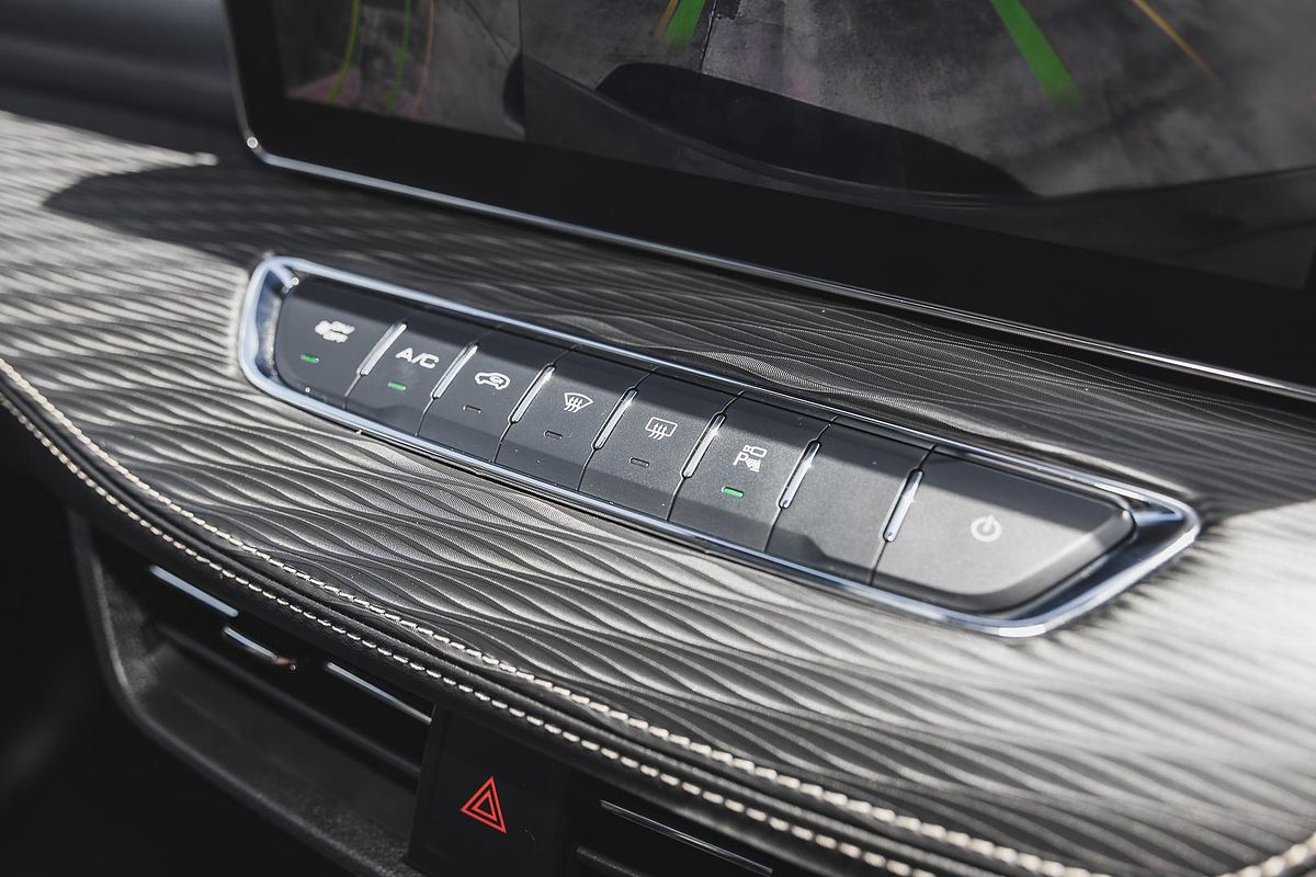 2022 GWM Haval Jolion Ultra Hybrid A01