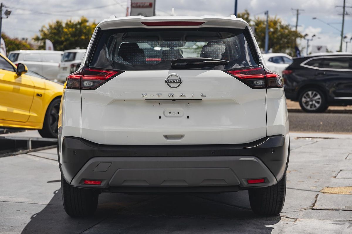 2024 Nissan X-TRAIL ST T33