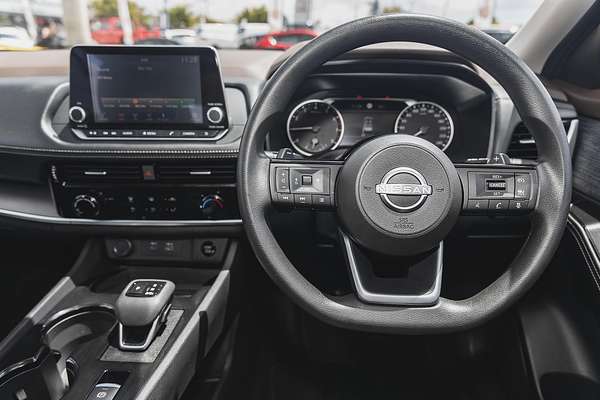 2024 Nissan X-TRAIL ST T33