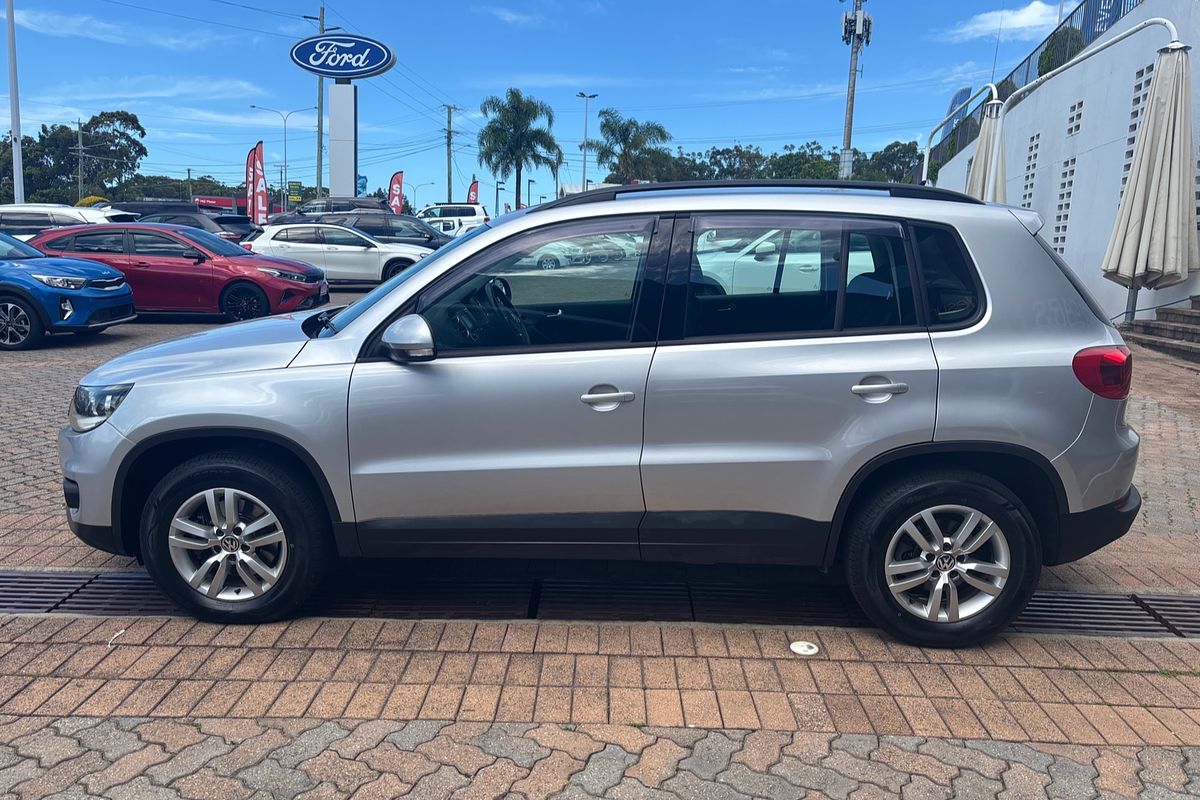 2011 Volkswagen Tiguan 132TSI 5N