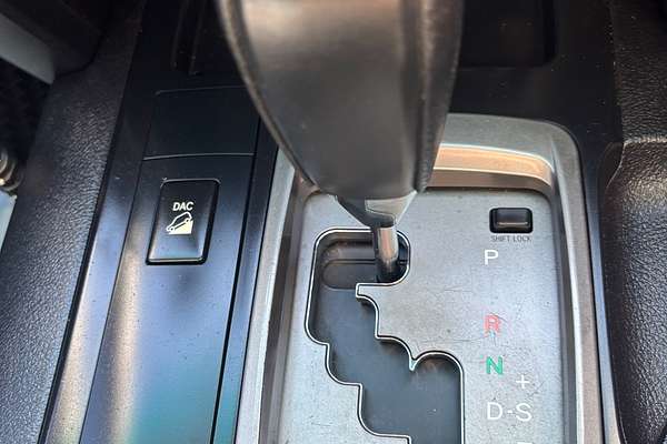 2007 Toyota Landcruiser GXL VDJ200R