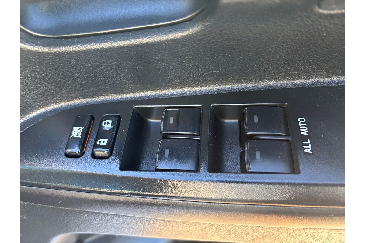 2007 Toyota Landcruiser GXL VDJ200R