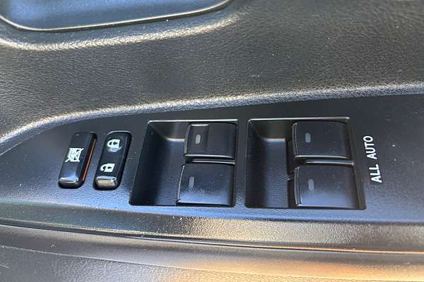 2007 Toyota Landcruiser GXL VDJ200R