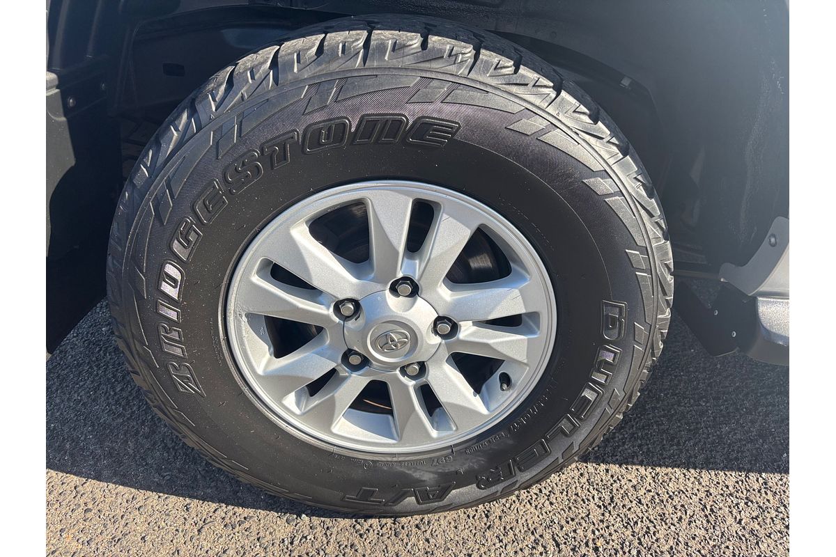 2007 Toyota Landcruiser GXL VDJ200R