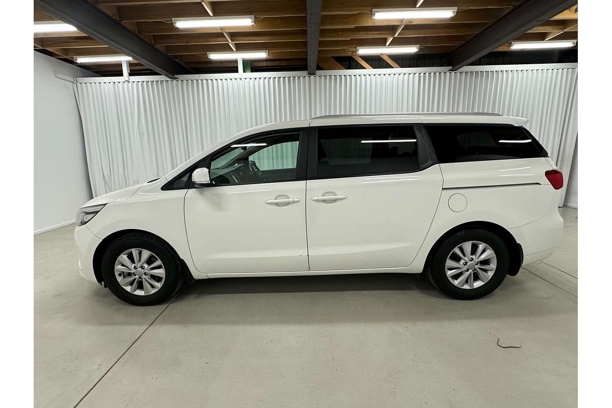 2015 Kia Carnival Si YP