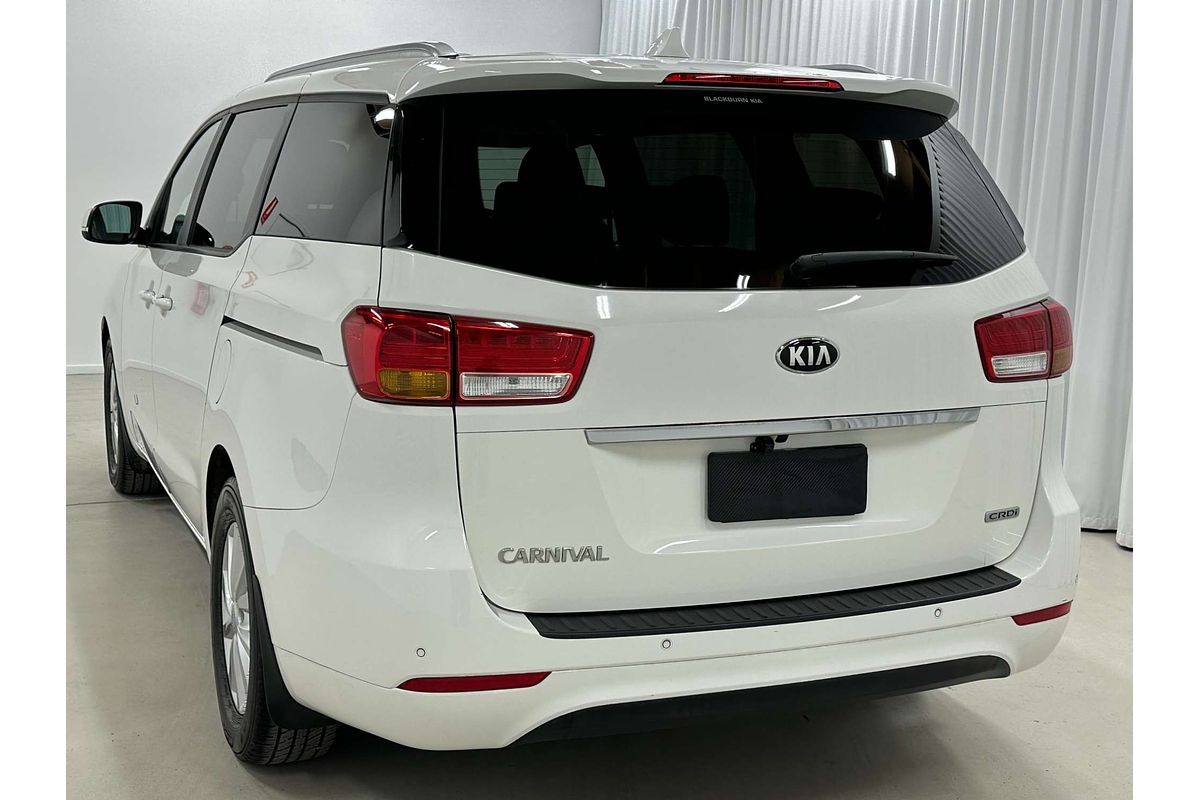 2015 Kia Carnival Si YP