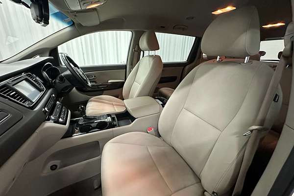 2015 Kia Carnival Si YP
