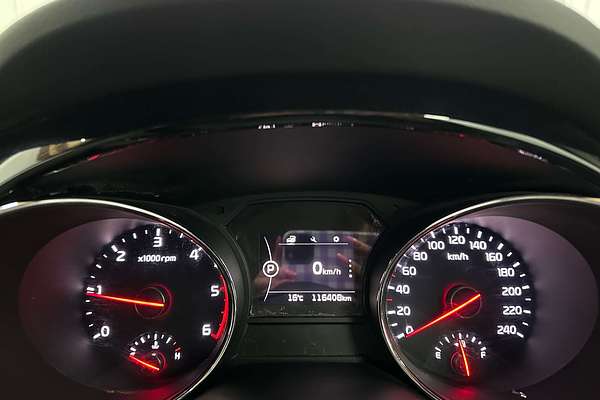 2015 Kia Carnival Si YP