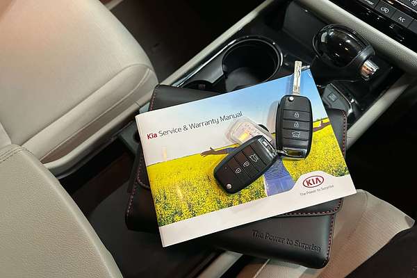 2015 Kia Carnival Si YP