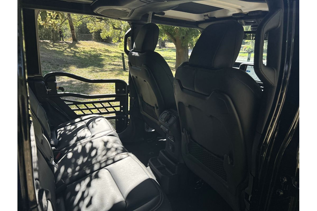 2024 Jeep Wrangler Unlimited Overland JL