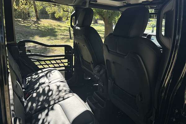 2024 Jeep Wrangler Unlimited Overland JL