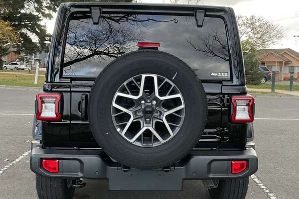2024 Jeep Wrangler Unlimited Overland JL