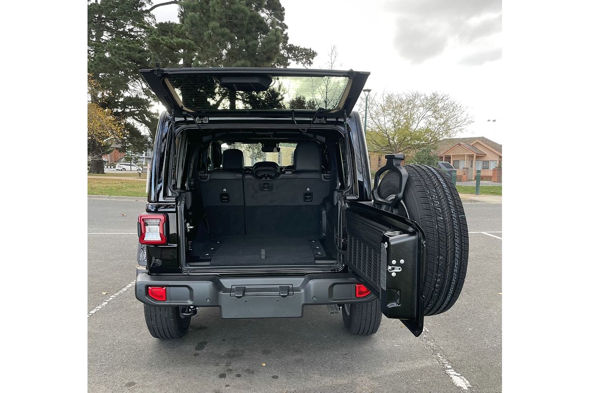 2024 Jeep Wrangler Unlimited Overland JL