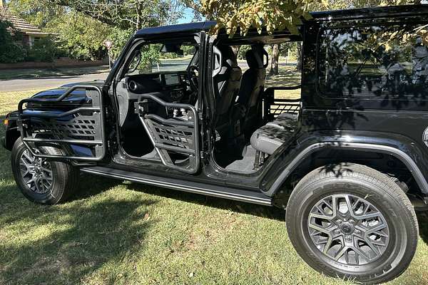 2024 Jeep Wrangler Unlimited Overland JL