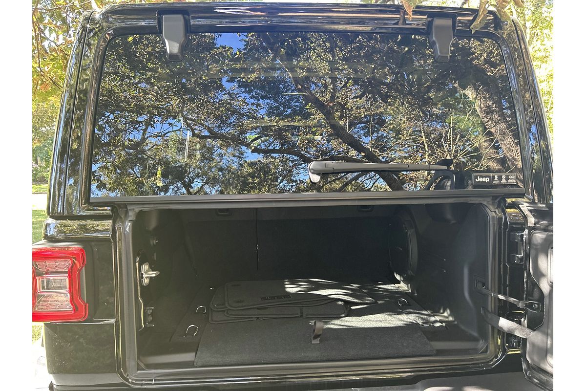 2024 Jeep Wrangler Unlimited Overland JL