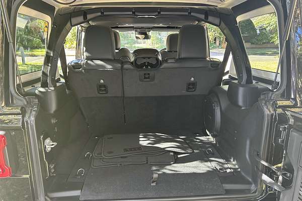 2024 Jeep Wrangler Unlimited Overland JL