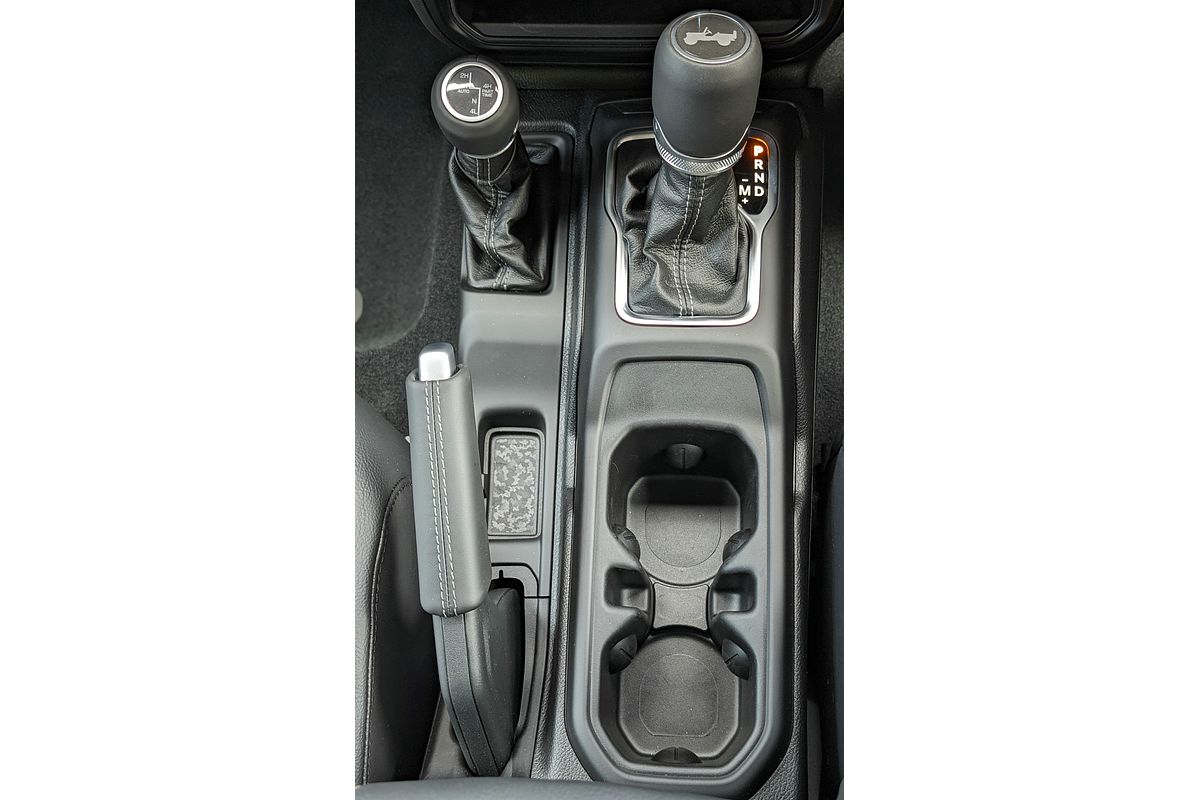 2024 Jeep Wrangler Unlimited Overland JL