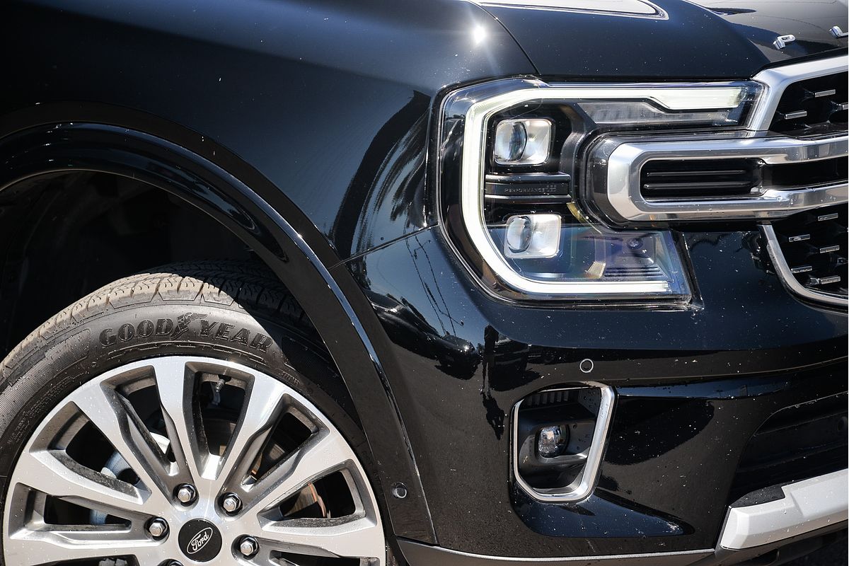 2024 Ford Everest Platinum