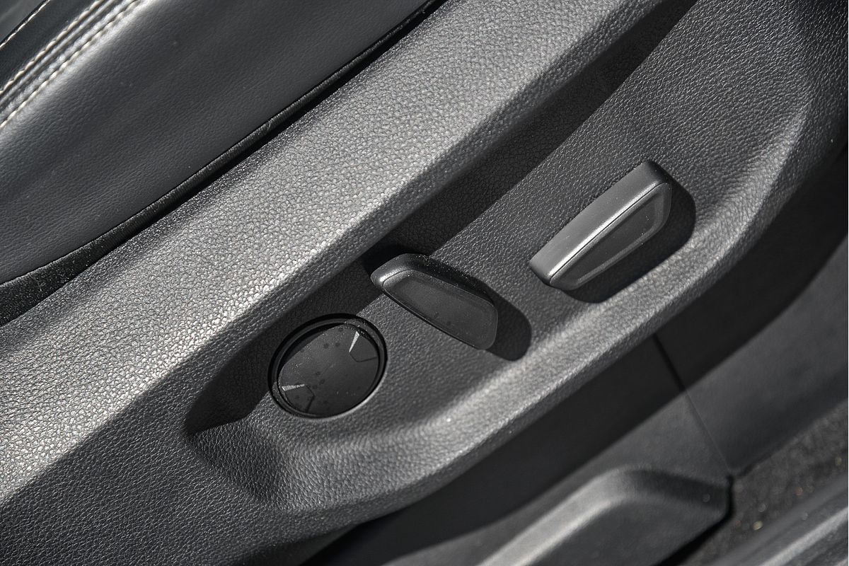 2024 Ford Everest Platinum