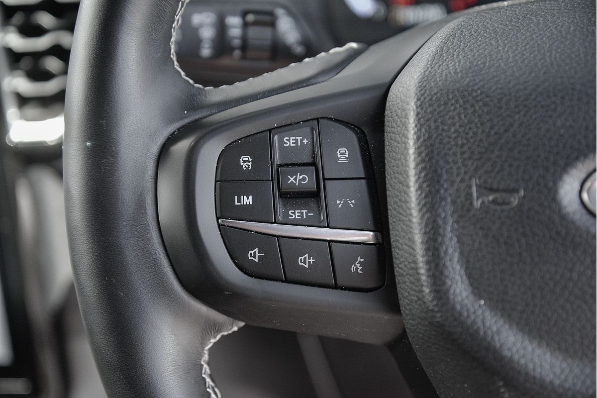 2024 Ford Everest Platinum