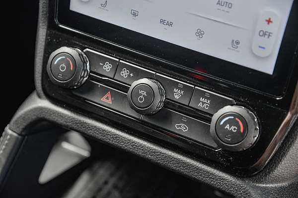 2024 Ford Everest Platinum