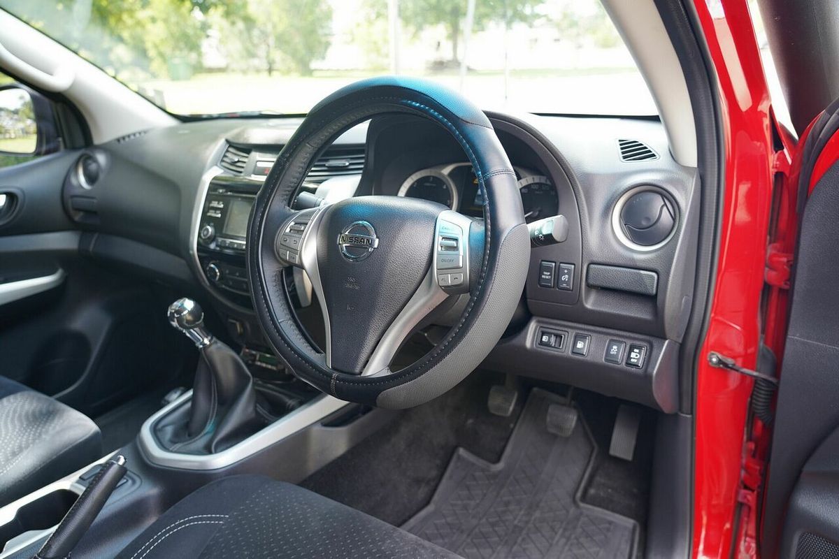 2015 Nissan Navara ST (4x4) NP300 D23 4X4