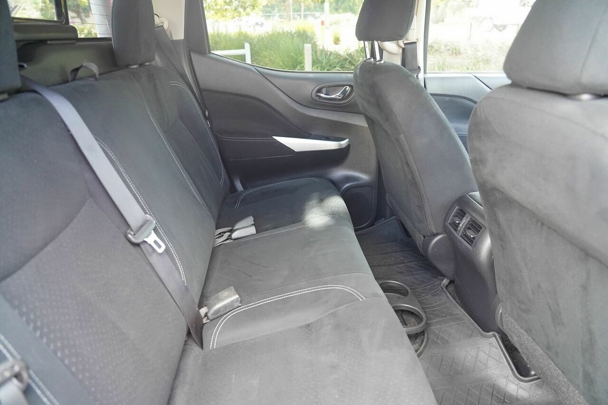 2015 Nissan Navara ST (4x4) NP300 D23 4X4