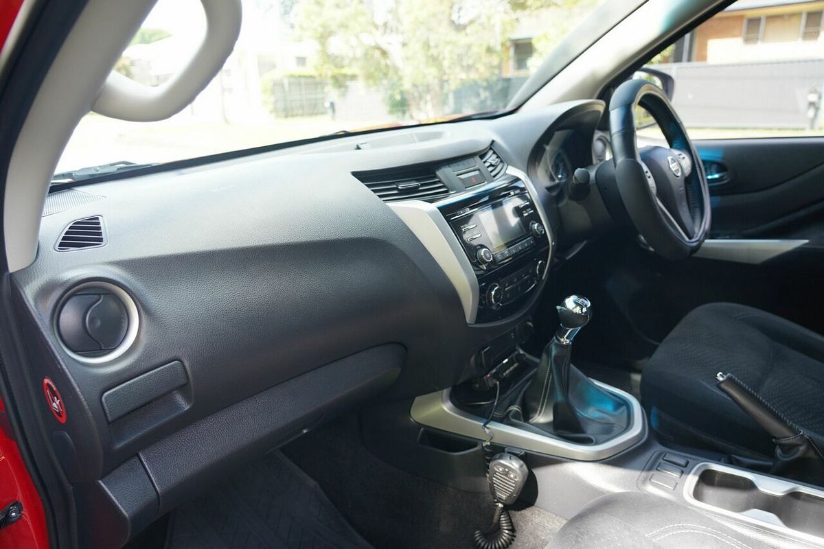 2015 Nissan Navara ST (4x4) NP300 D23 4X4