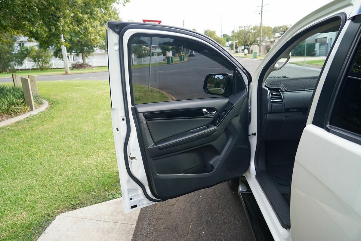 2019 Isuzu MU-X LS-M (4x2) UC MY19
