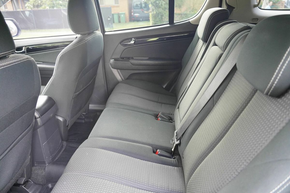2019 Isuzu MU-X LS-M (4x2) UC MY19
