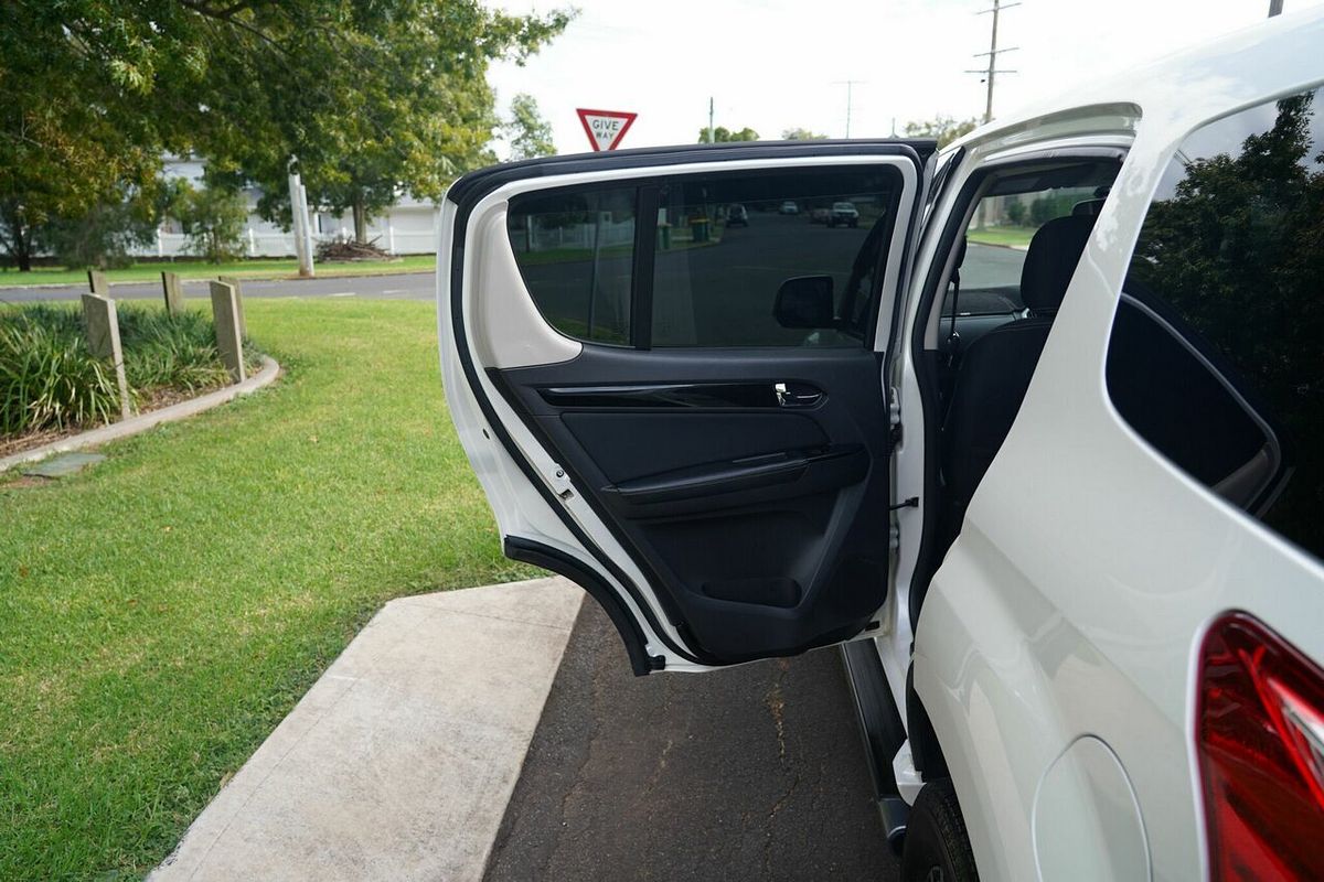 2019 Isuzu MU-X LS-M (4x2) UC MY19