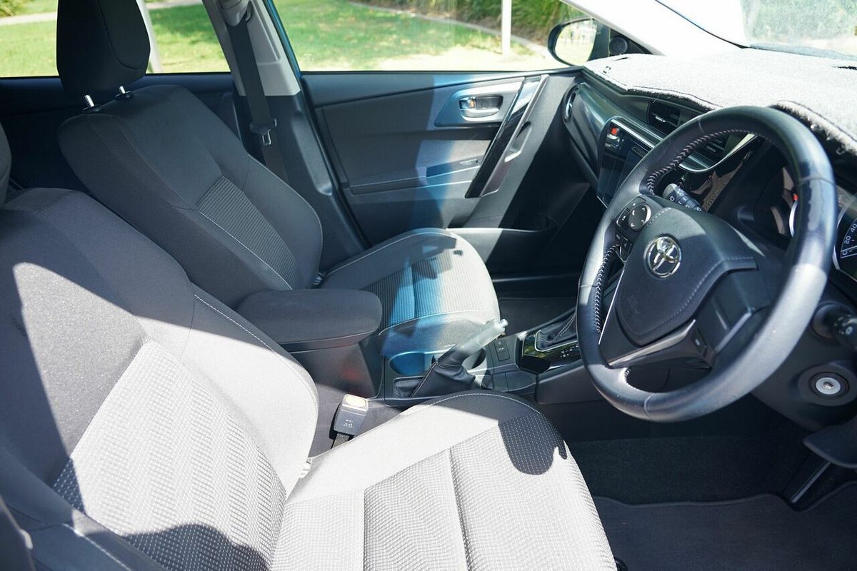 2018 Toyota Corolla Ascent Sport Mzea12R