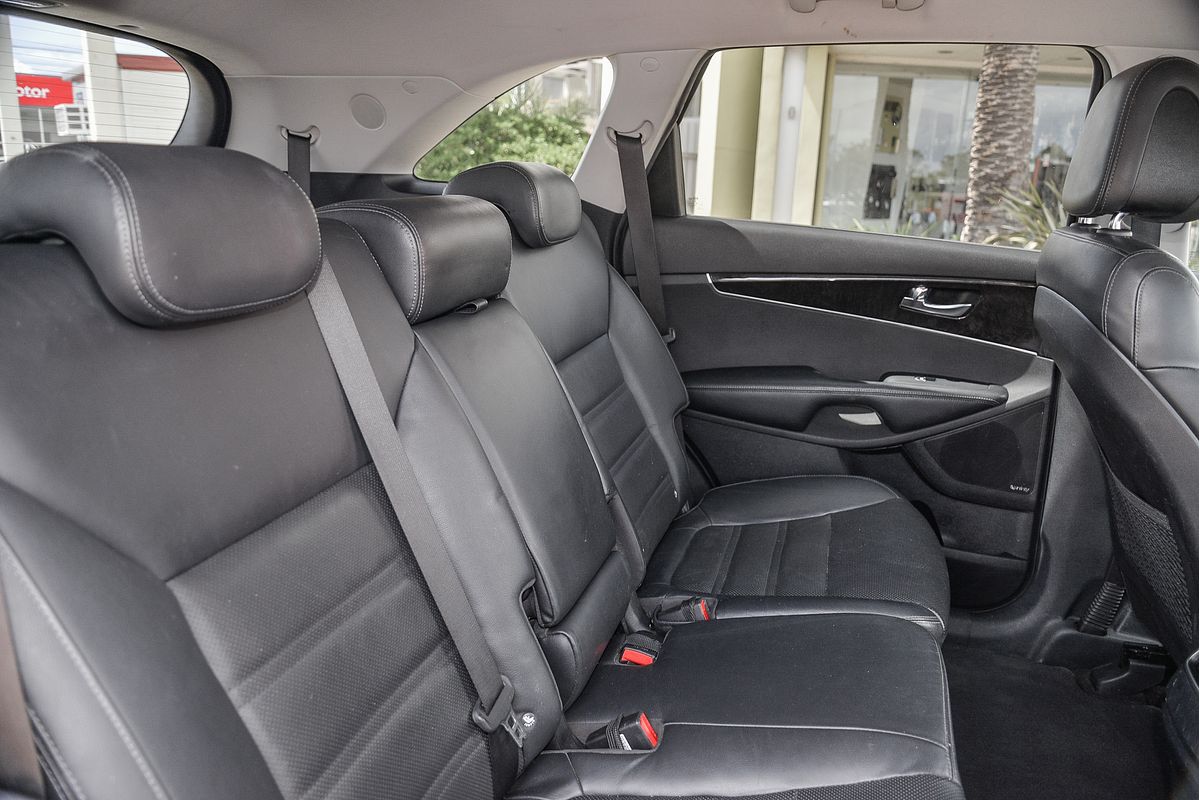 2015 Kia Sorento SLi UM