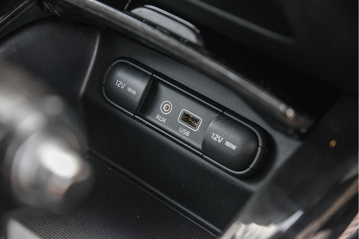 2015 Kia Sorento SLi UM