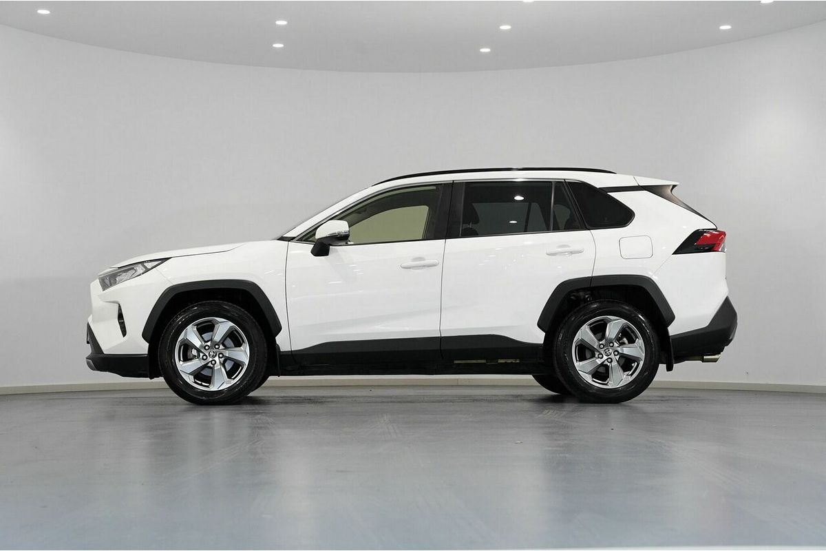 2021 Toyota RAV4 GXL MXAA52R