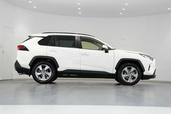 2021 Toyota RAV4 GXL MXAA52R