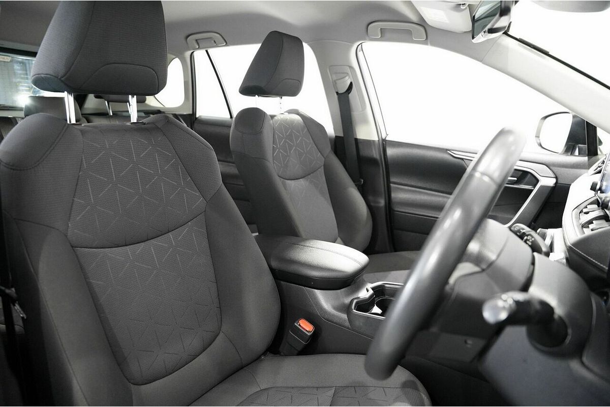 2021 Toyota RAV4 GXL MXAA52R