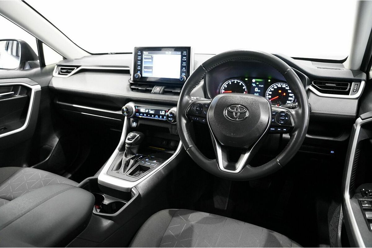 2021 Toyota RAV4 GXL MXAA52R