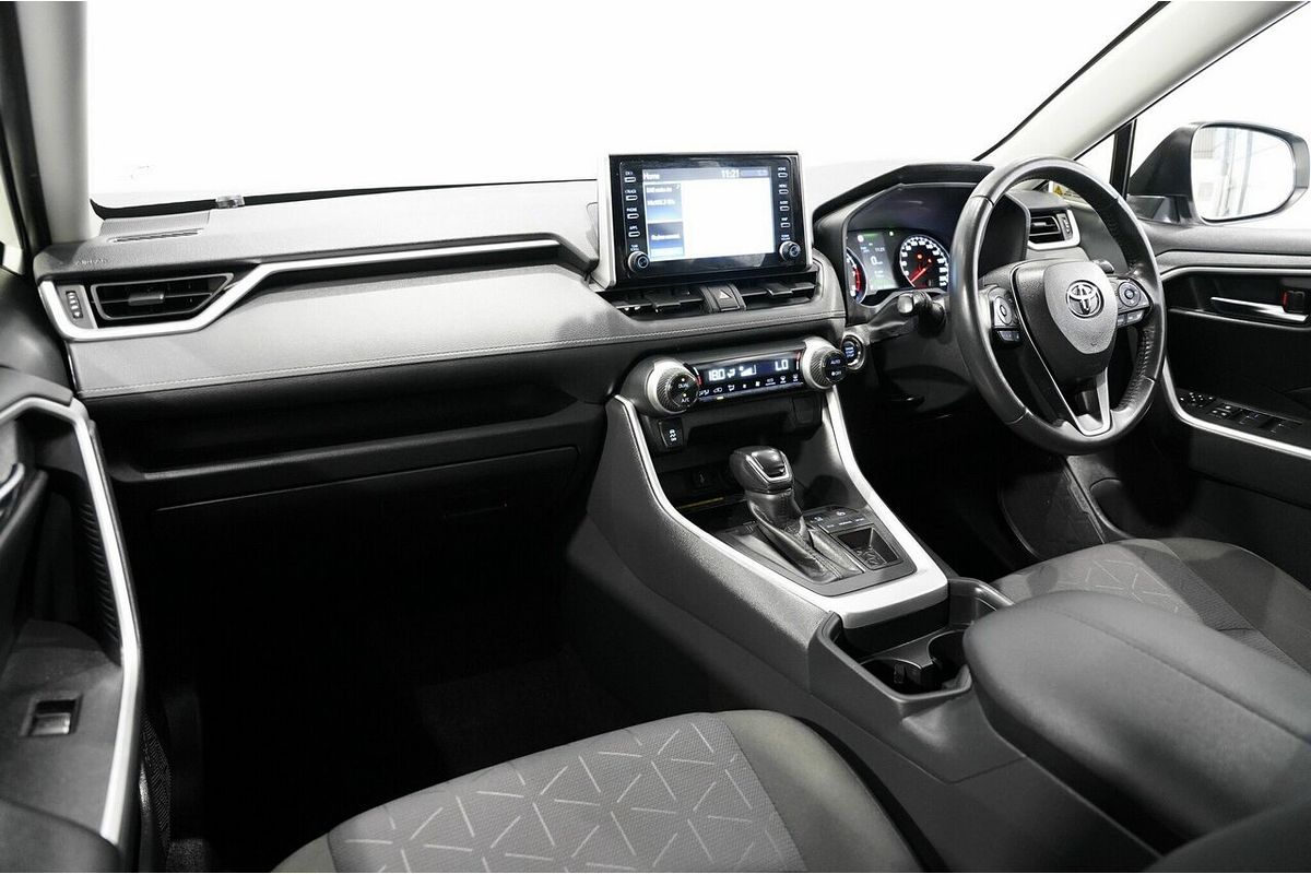 2021 Toyota RAV4 GXL MXAA52R