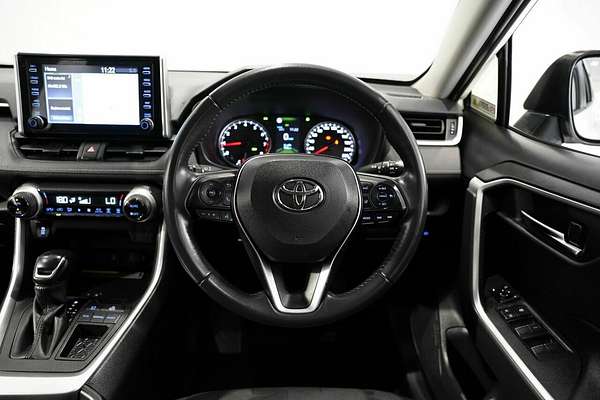 2021 Toyota RAV4 GXL MXAA52R