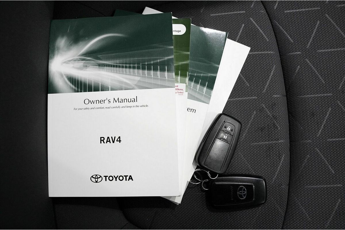 2021 Toyota RAV4 GXL MXAA52R