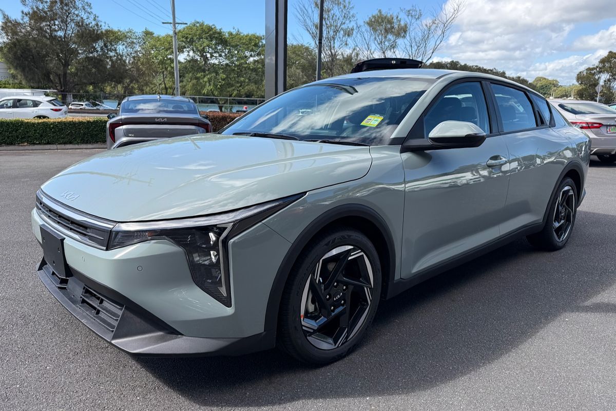 2024 Kia K4 Sport+ CL4m