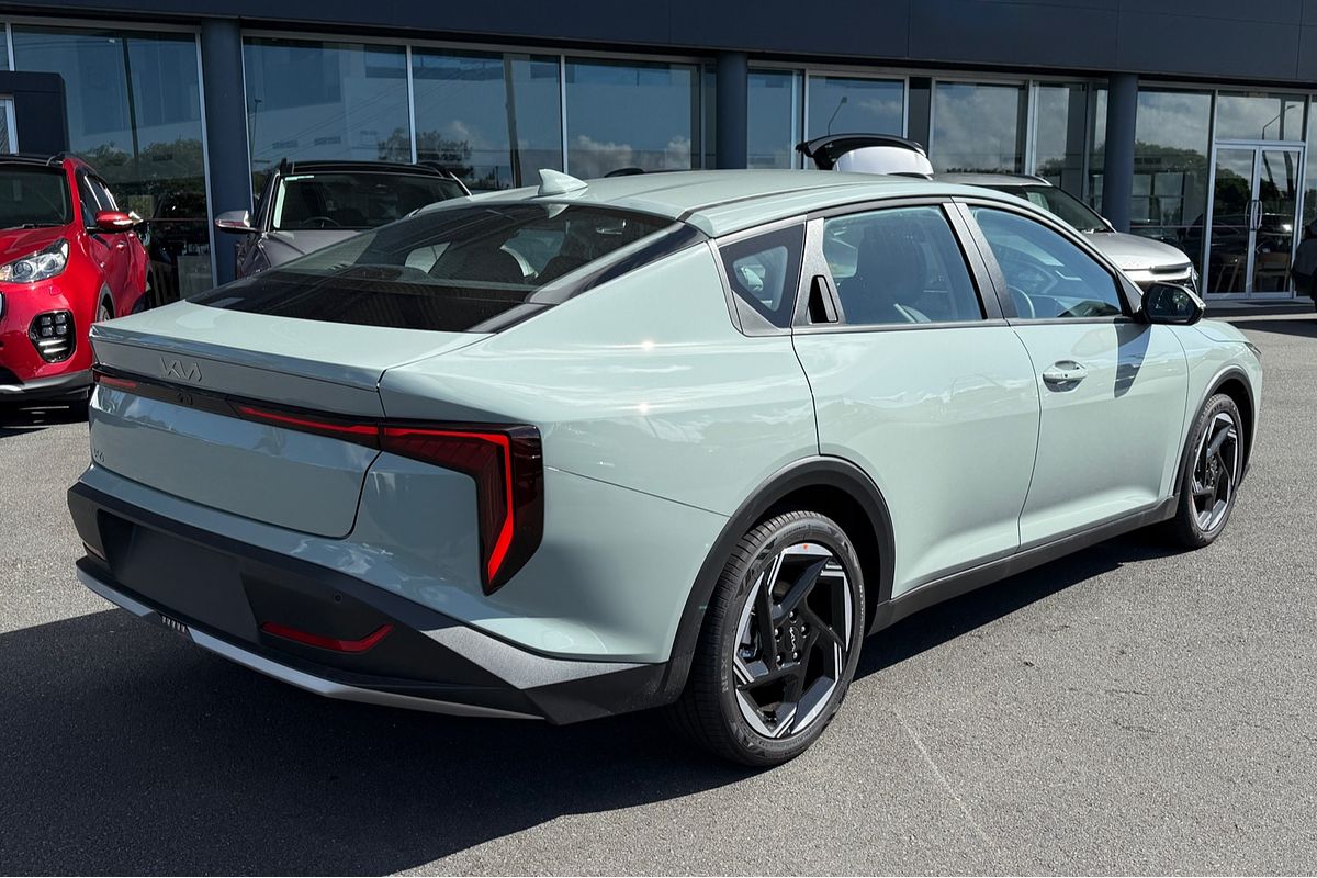 2024 Kia K4 Sport+ CL4m