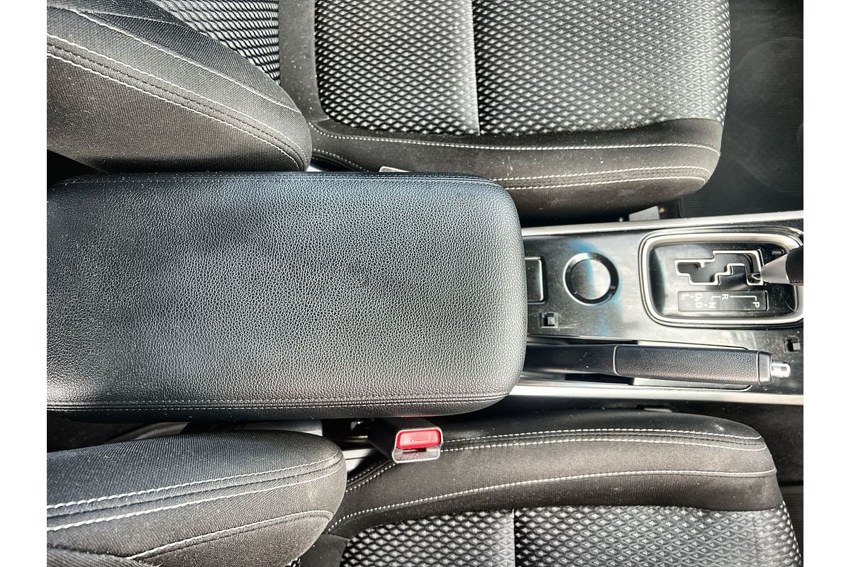 2017 Mitsubishi Outlander LS ZK