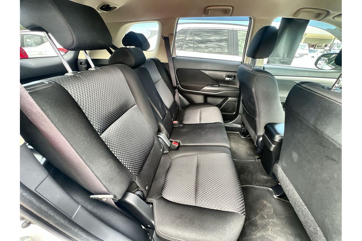 2017 Mitsubishi Outlander LS ZK