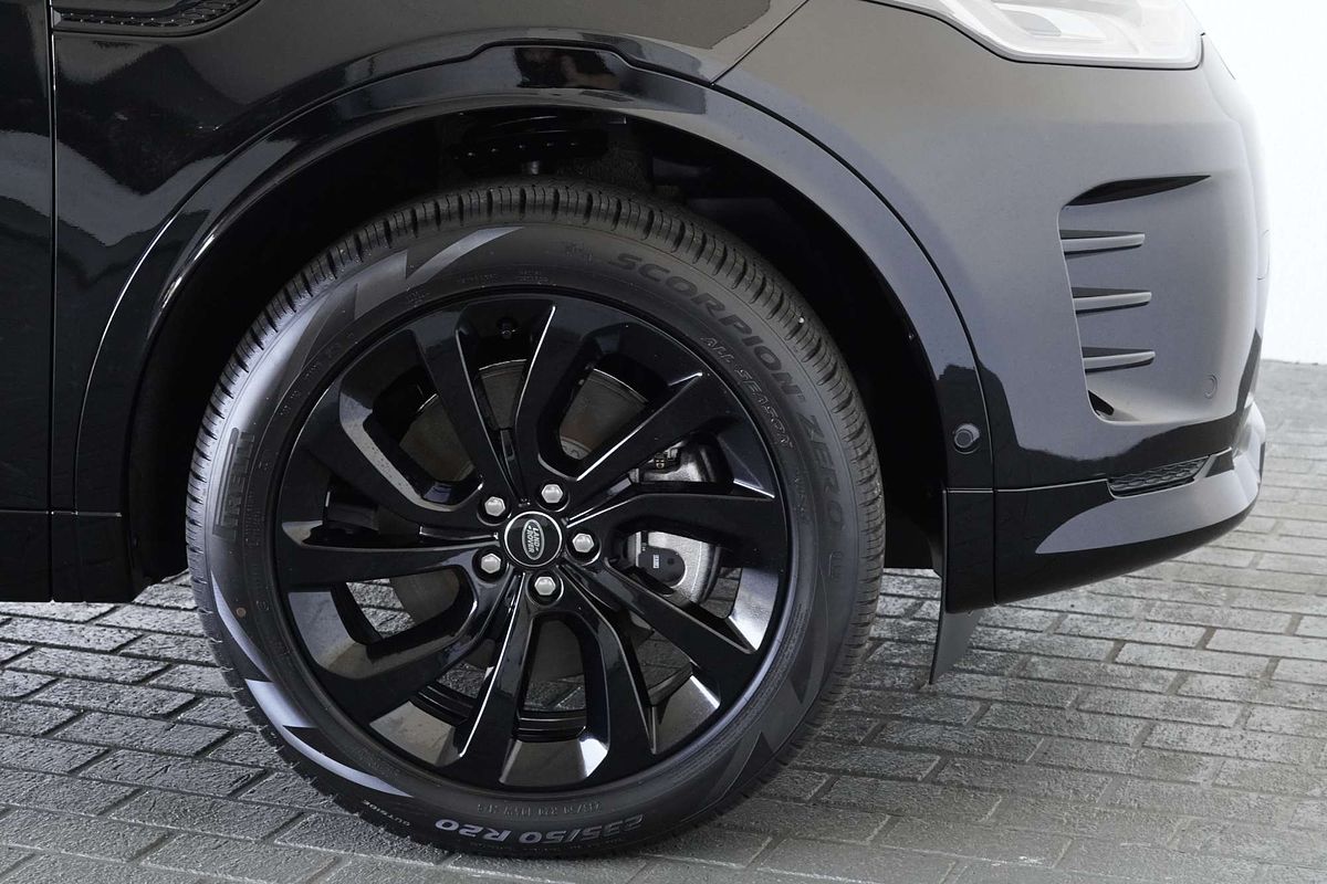 2024 Land Rover Discovery Sport P250 Dynamic SE L550